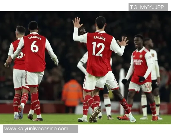 悉尼队与阿森纳的精彩对决揭示足球战术与团队合作的魅力